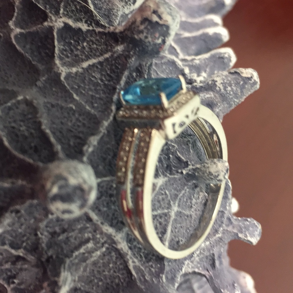 Effy Blue Topaz Ring - image 3